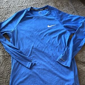 Nike men swim size S Dri-FIT shirt
